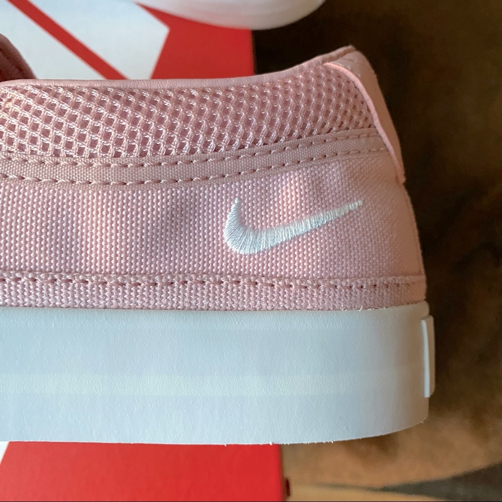 New in Box Nike Pink Court Legacy Sneakers Size 7 - Picture 6 of 12